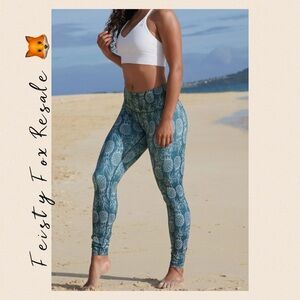 Love Fitness Blue Pineapple Print Workout Pants